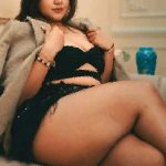 hot Ankita Rana showing her sexy thick thighs